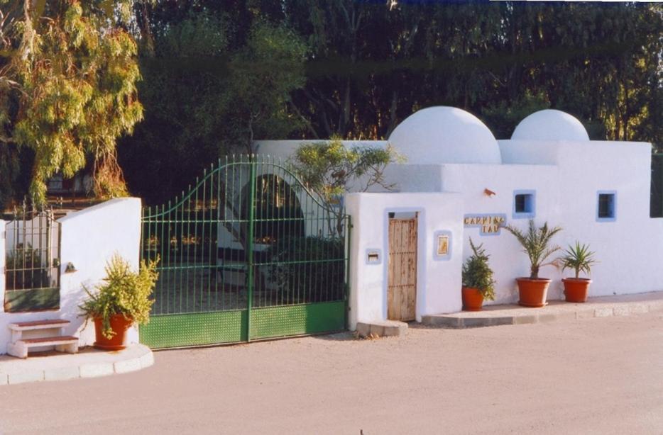 Camping Albergue Tau Hotel San José Exterior foto